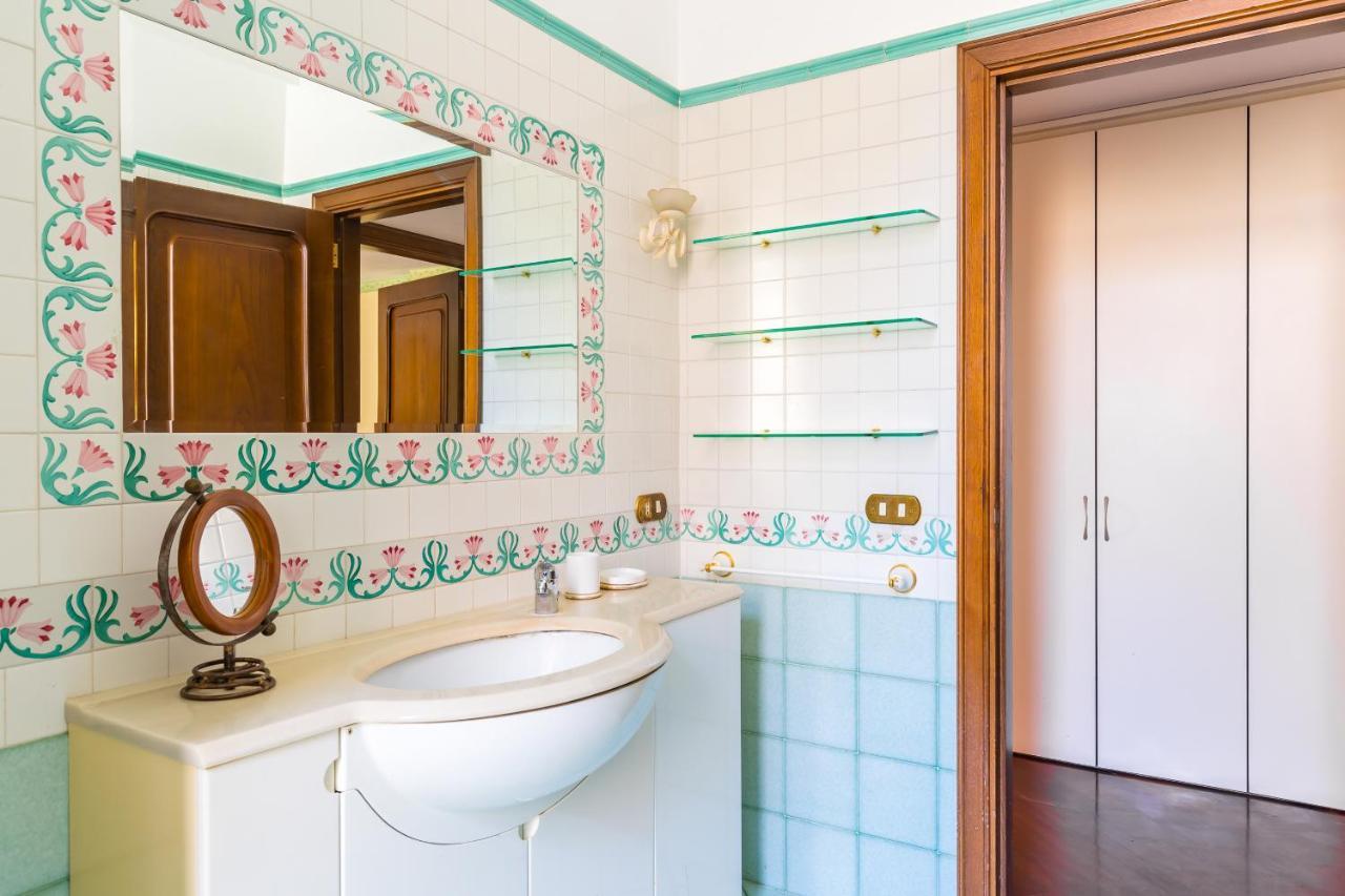 Grand Classic At San Martino By Napoliapartments Appartamento *